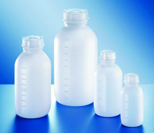 [9073344] Bottles, medium neck, HDPE, gr aduated, with PP ca