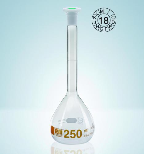 [9276759] Volumetric flask 10 ml, brown graduated NS 10/19,